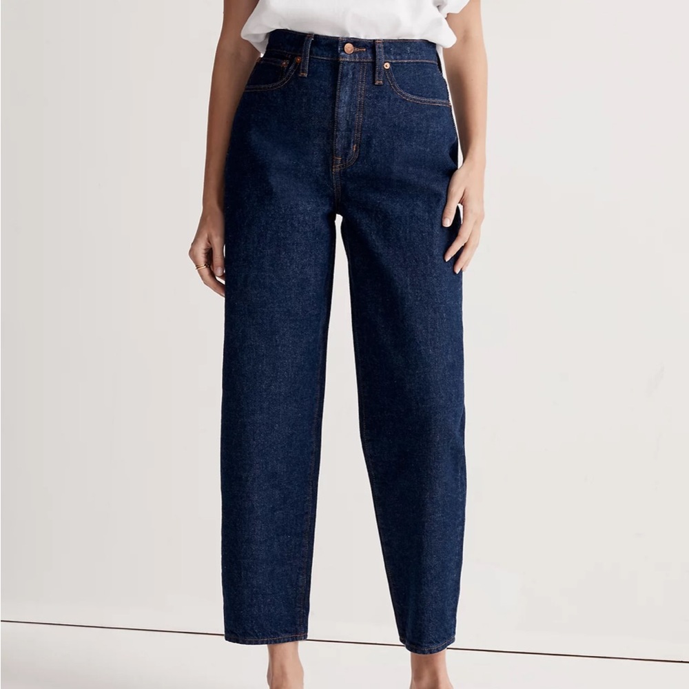 Madewell Balloon Jeans in Dark Wash